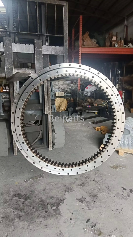 Hitachi EX150-5 Excavator Spare Parts 9146953 Slew Bearing Manufactured With Steel Material