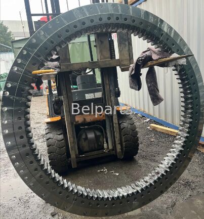 349E Slewing Bearing for Excavator Spare Parts 333-3044 3333044 Slew Ring Swing Circle