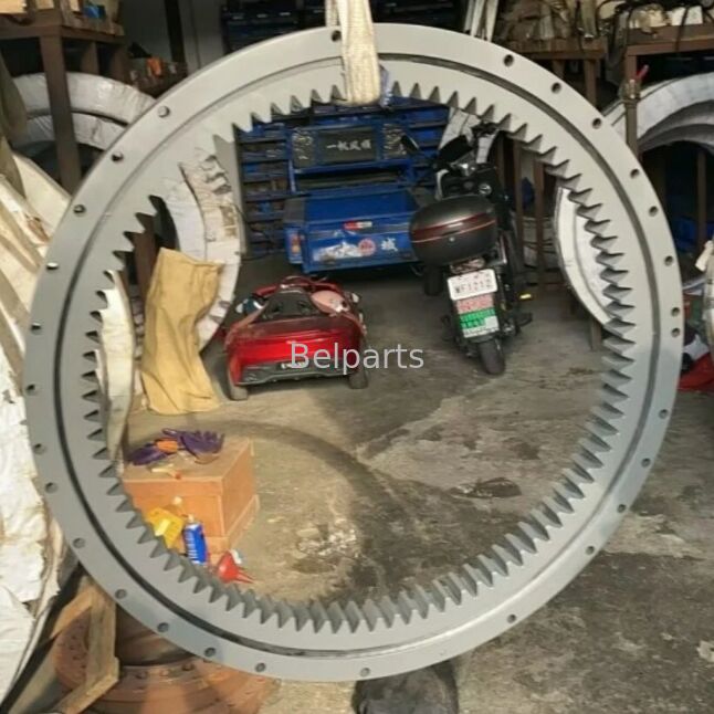 E135 Slewing Bearing for New Holland Excavator spare parts Y40F00006F3 Swing circle slew ring