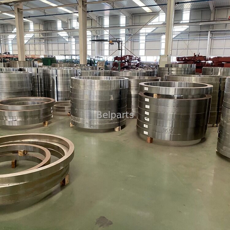 PC270-7 Slewing Bearing for Komatsu Excavator Spare Parts 206-26-00400 Slew Ring Swing Circle OEM