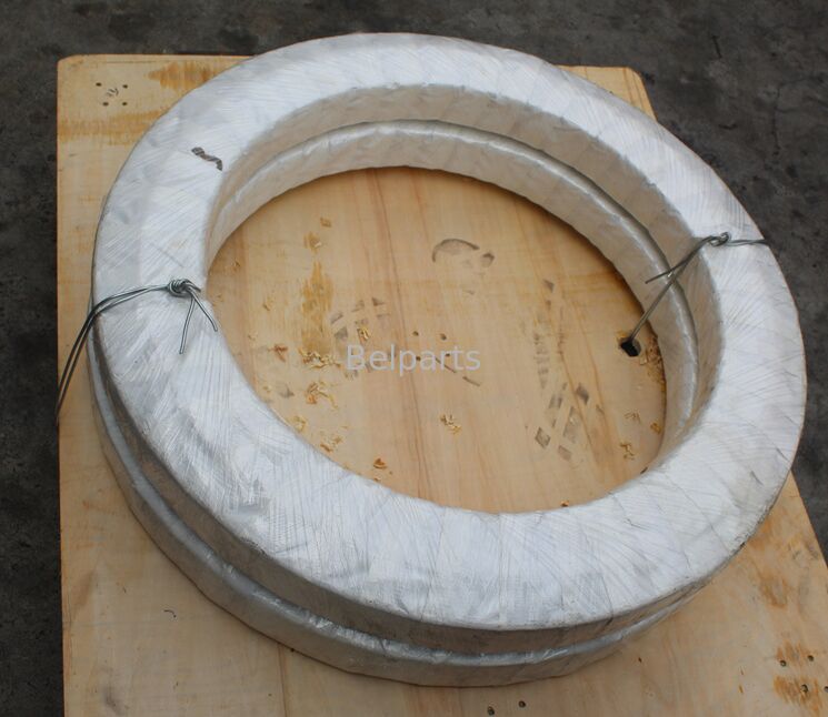 R110-7 Slewing Bearing for Hyundai Excavator Spare Parts 81N3-01020 Swing Circle Slew Ring OEM