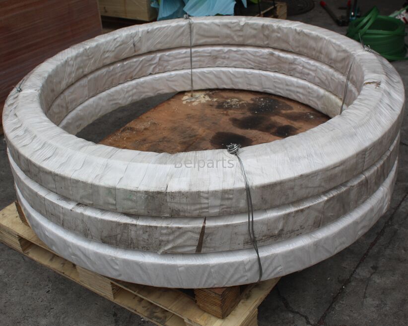 R260-7 R260LC-7 Slewing Bearing for Hyundai Excavator Spare Parts 81EN-00051 Swing Circle Slew Ring Aftermarket