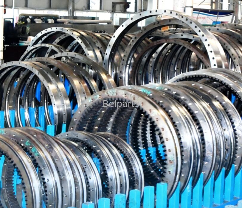 SK135SR-2 Slewing Bearing for Kobelco Excavator Spare Parts YY40F0009F1 Swing Circle Slew Ring Aftermarket