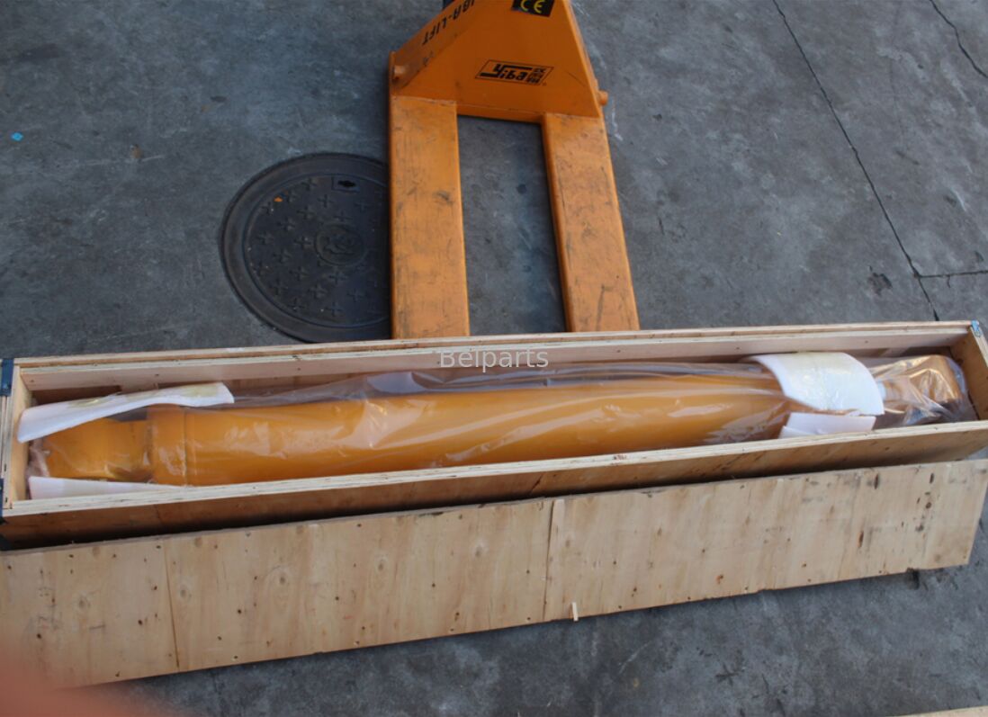 R210-9 R210LC-9 Hydraulic Bucket Cylinder For Hyundai Excavator Spare Parts 31Q6-50131 31Q6-56100 Aftermarket High Quality