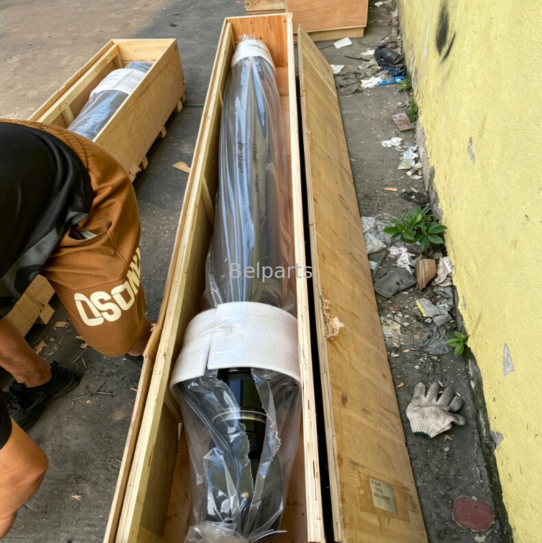 PC220LC-5 PC220-5 Hydraulic Boom Cylinder for Komatsu Excavator Spare Parts 206-63-02100 206-63-X2110 Aftermarket High Quality