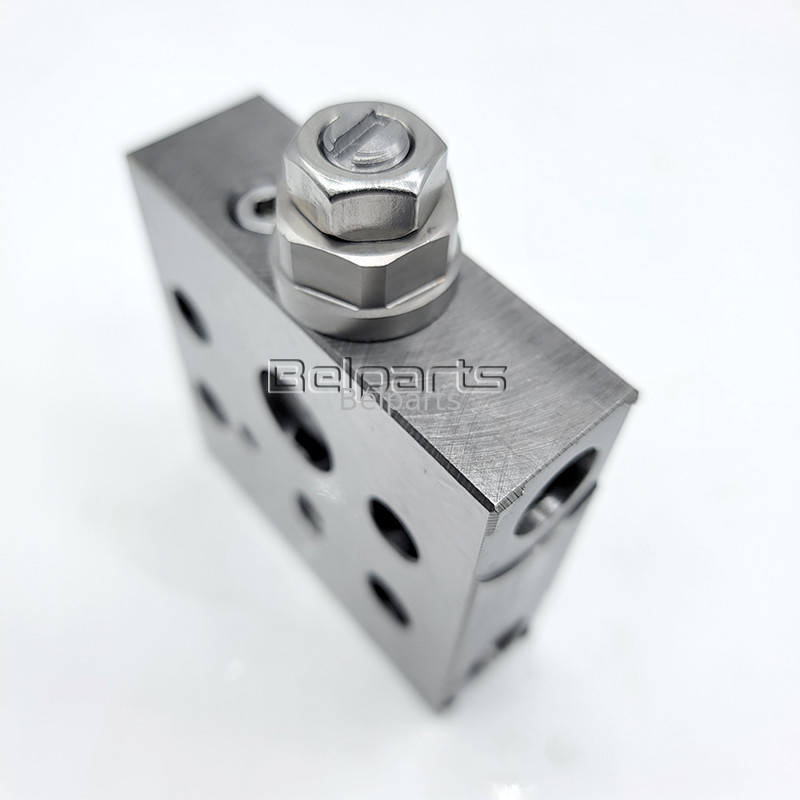 PC130-7 Excavator Spare Parts  203-60-71210 Reducer Solenoid Valve Assy For Komatsu
