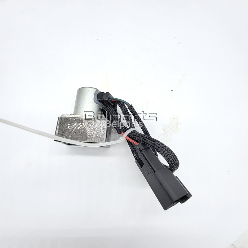 Earth-Moving Machinery PC200-8 Excavator 702-21-55901 702-21-57400 Main Pump Pilot Valve