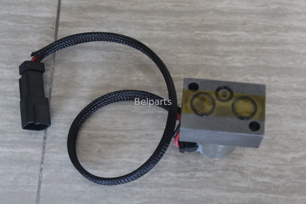 Excavator Spare Parts 702-21-57400 PC200-7 PC350LC-8 PC88MR-8 PC78US-8 D65EX-16 D155AX-6 Solenoid Valve