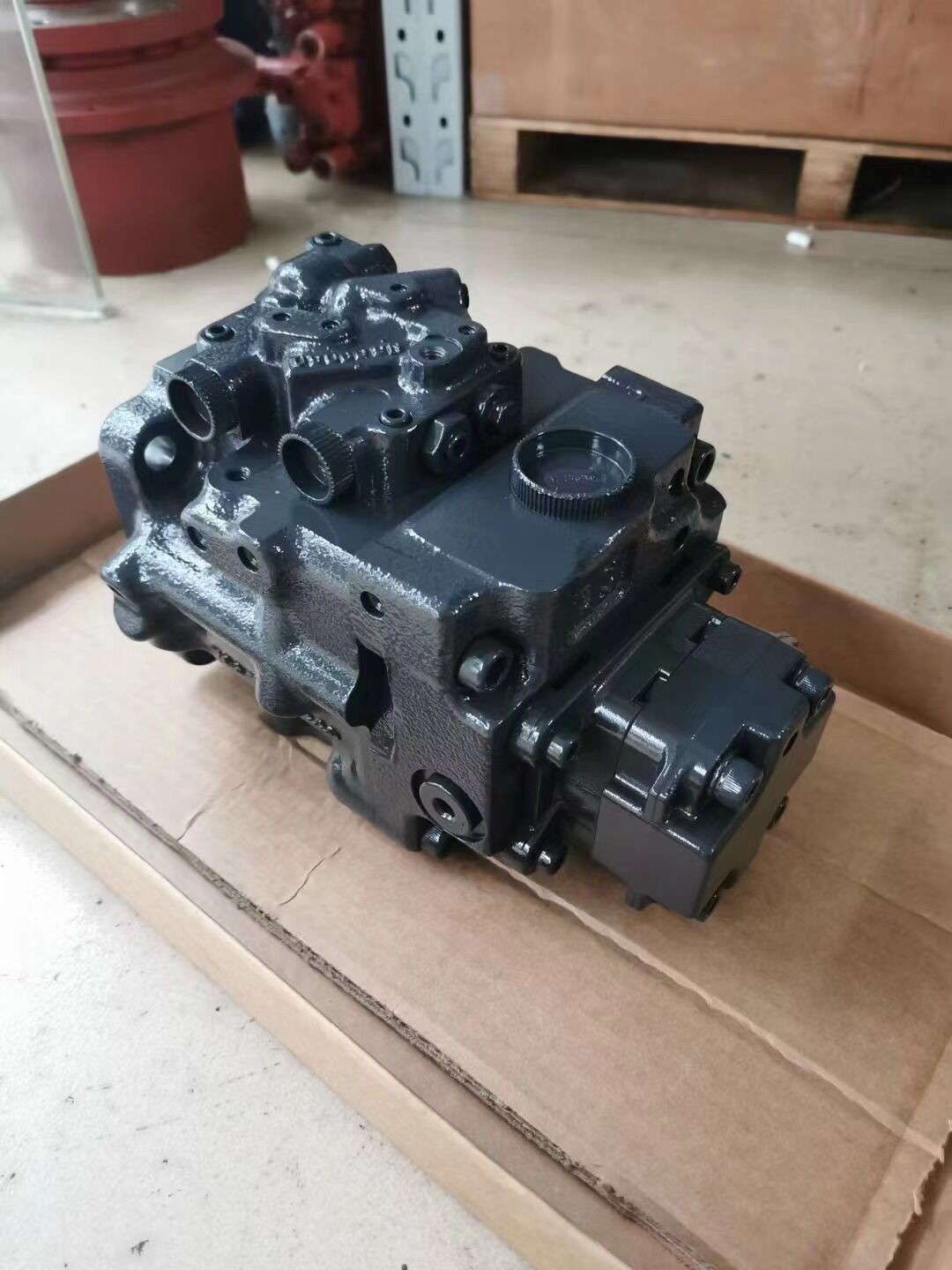 PC206 Komatsu Excavator Hydraulic Pump 7054108001 7054103001 Main Pump