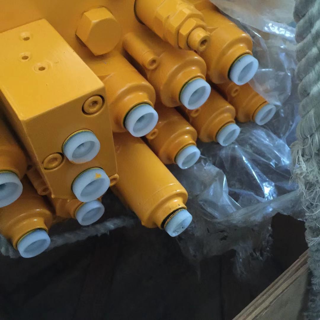 R210LC7 Hydraulic Main Control Valve For Hyundai Excavator Spare Parts